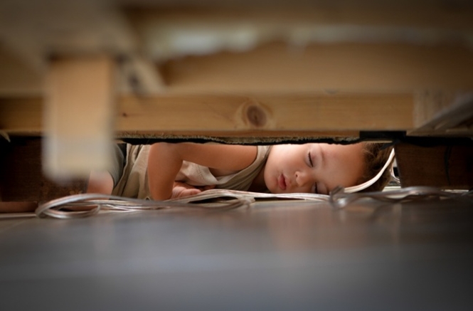 20 crianças em sonecas inusitadas (2)